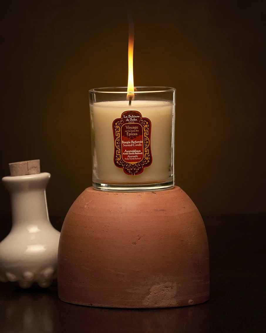 La Sultan de Saba Candle Oriental Ayurvedic Amber Vanilla Patchouli Fragrance – gintaras, vanilė, pačiulis – žvakė 165 g